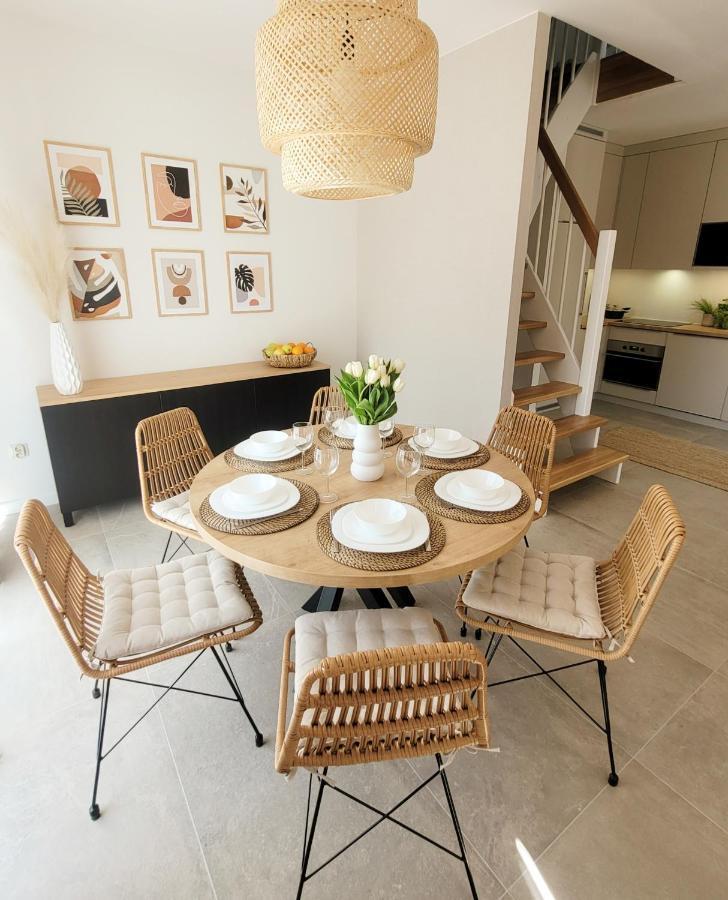 פוביירובו Pine Point Apartament With Terrace, Shared Pool, Tennis Court מראה חיצוני תמונה